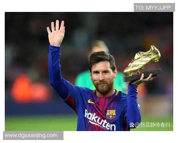 全球足坛传奇球星风采：从梅西到C罗，他们的足球故事与荣耀时刻